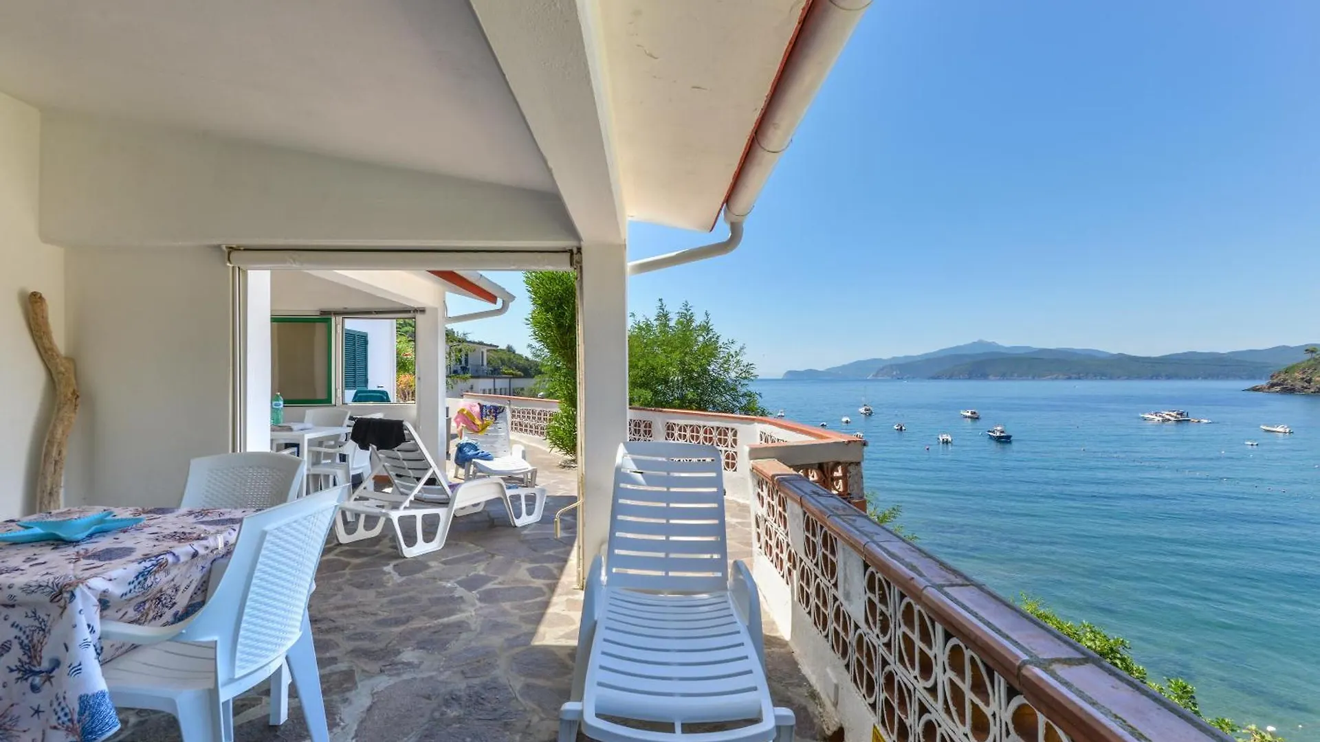 Apartment Villa Oda - Monolocale Sul Mare Capoliveri  Italy